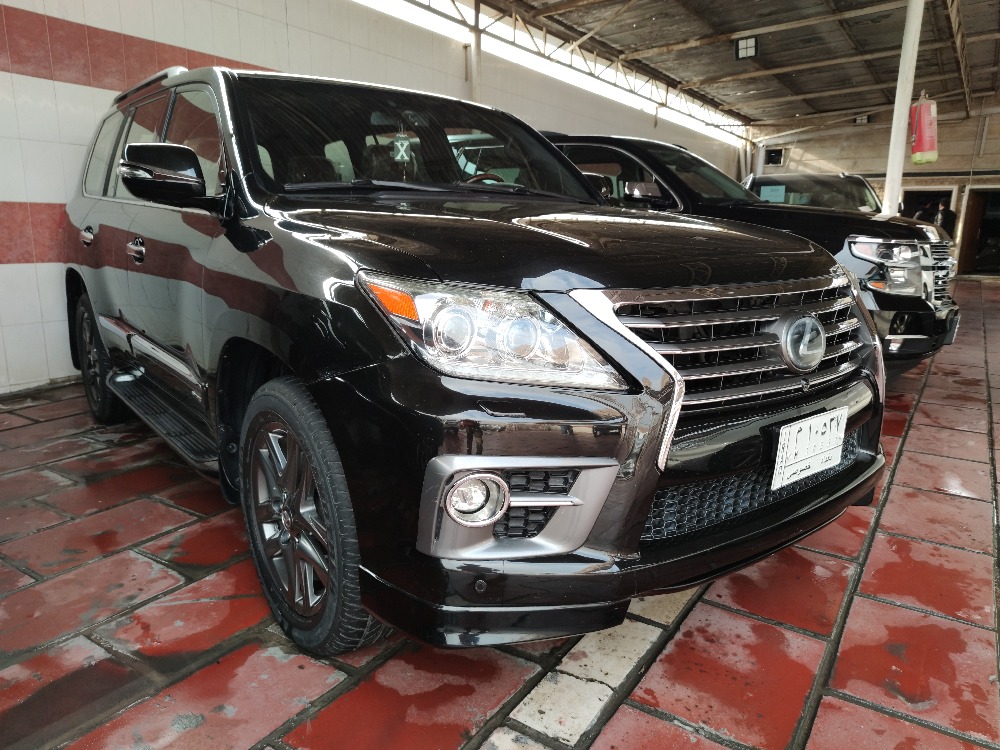 Lexus LX